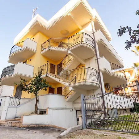 Dalila Bilo Pt - Myho Casa アパート トルトレート